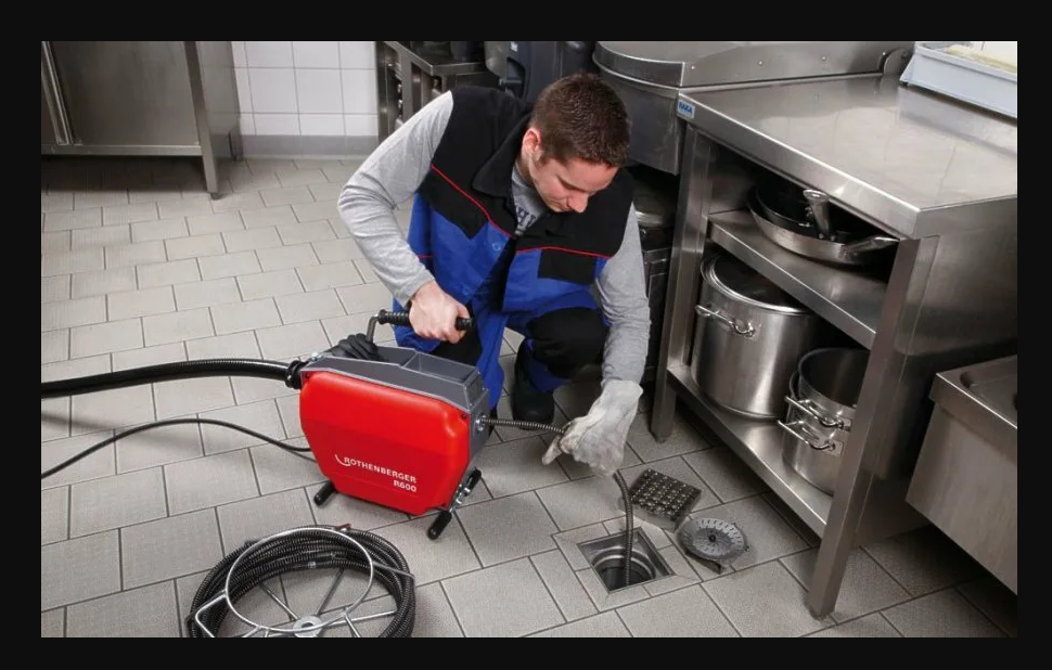 İzmit Klozet Tuvaletsu Banyo Boru Mutfak Klozetsu Tıkanıklık Açma-  vabo tıkanıklığı açma, En Uygun Fiyatlar Makinalı Gider Açımı.